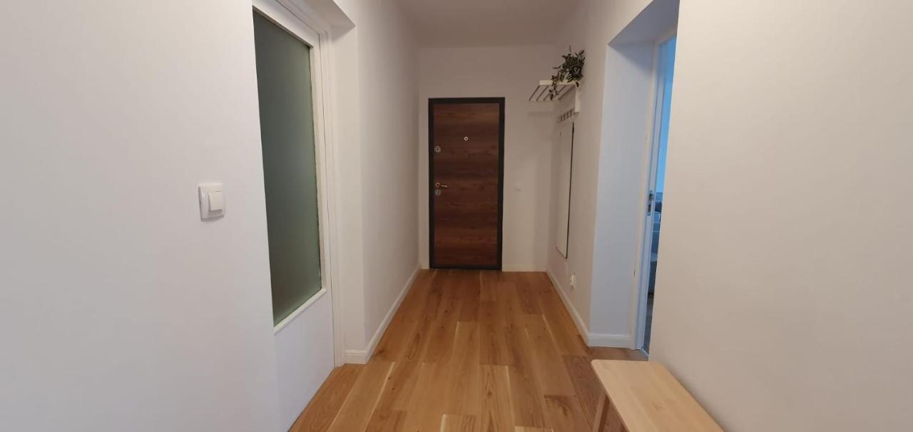 The Pines Serviced Apartments บราชอฟ ภายนอก รูปภาพ