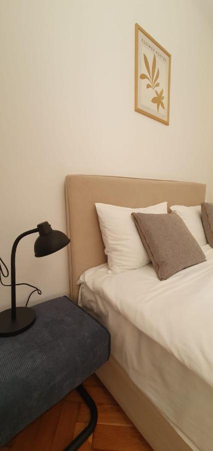 The Pines Serviced Apartments บราชอฟ ภายนอก รูปภาพ
