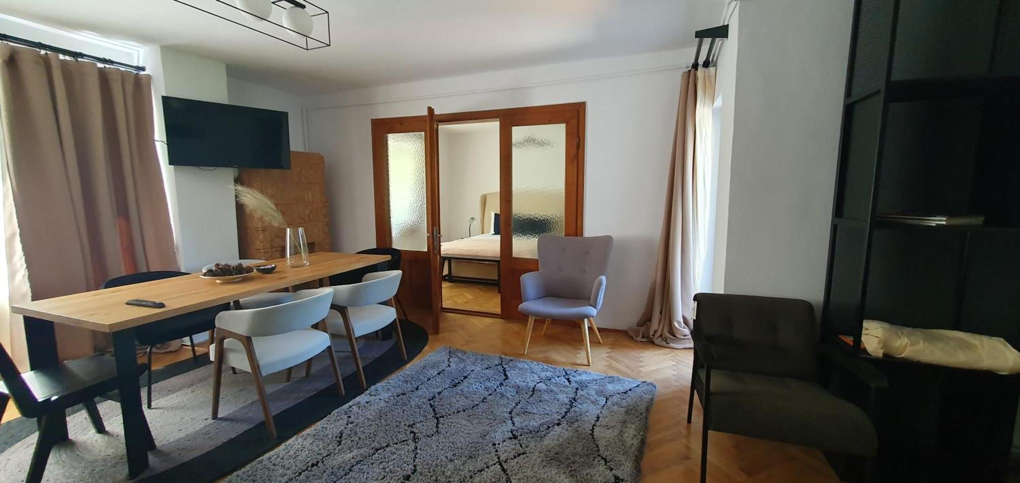 The Pines Serviced Apartments บราชอฟ ภายนอก รูปภาพ